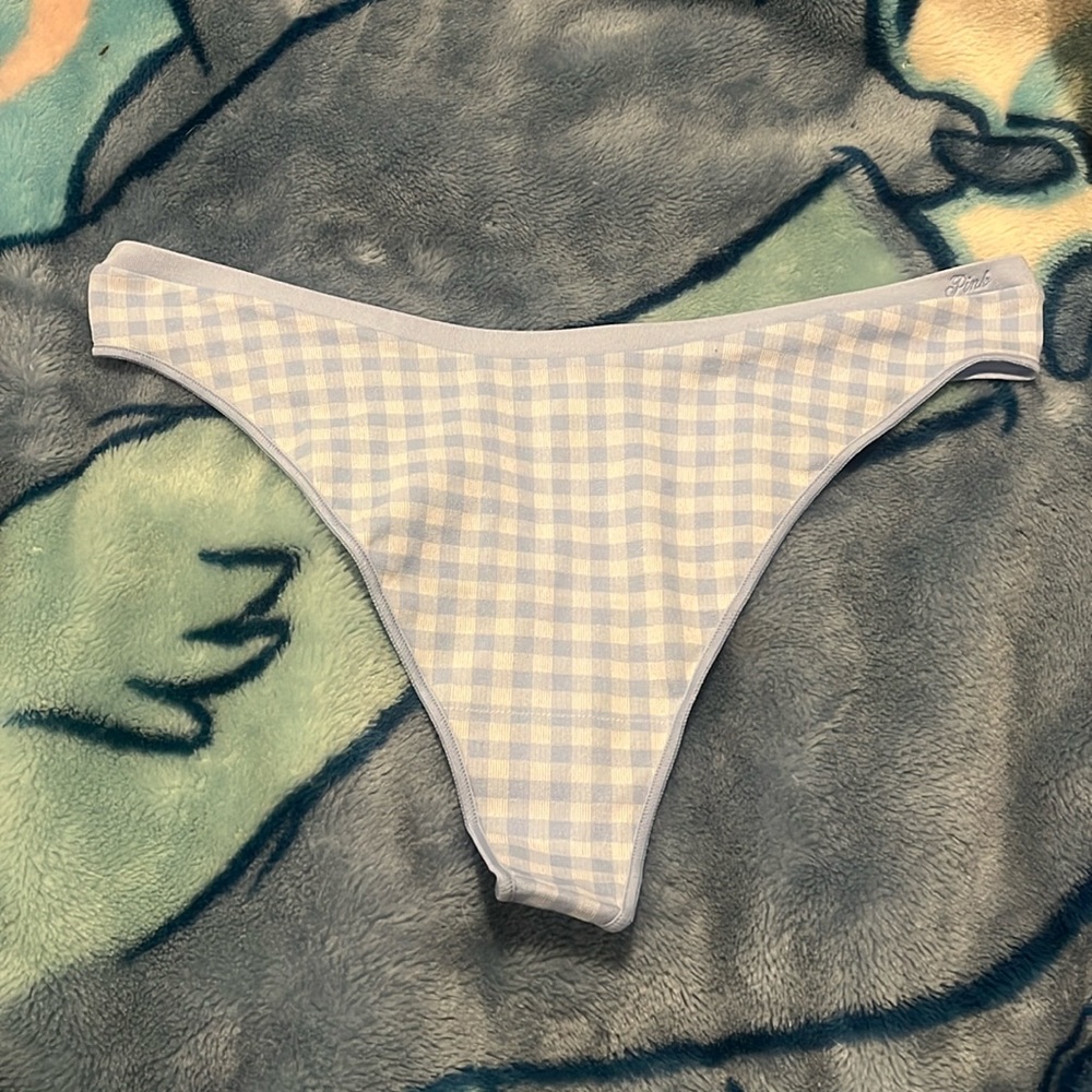 VS PINK Thong L